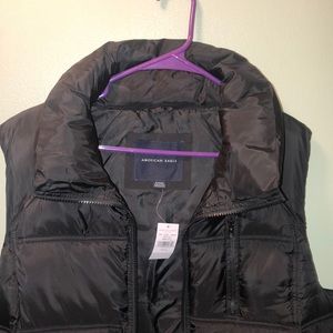 Women’s American eagle 🦅 black puffer vest